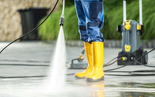 Best Affordable Pressure Washing  in Bay St Louis, MS