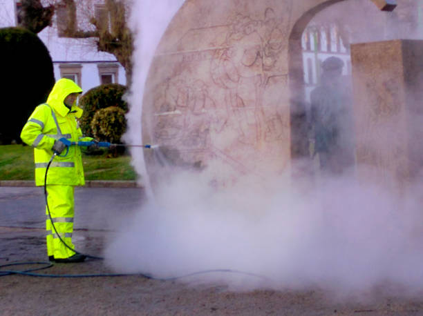 Best Commercial Building Pressure Washing  in Bay St Louis, MS